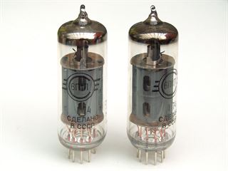 Immagine di 6P1P-EV Svetlana NOS simile a EL90 / 6AQ6A / 6005W