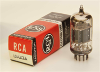 Immagine di RCA 12AX7 Grey Plate USA NOS 